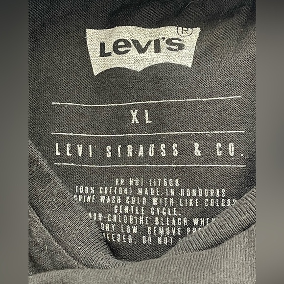 Levi’s T-shirt, Men, Size XL Pink Flamingo Graphic Unisex Crewneck T-shirt - Picture 7 of 7